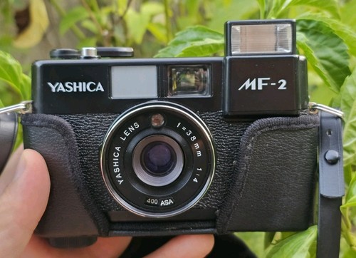 Yashica fotocamera - mf-2,